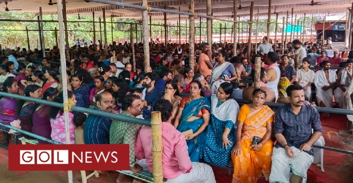 ഗുരുവായൂർ ദർശനത്തിലെ ഭക്തജന ദുരിതം ; ക്യൂ കോംപ്ലക്സ് പദ്ധതികളിലെ മെല്ലെപ്പോക്കും ദേവസ്വം ഭരണസംവിധാനത്തിലെ വീഴ്ചകളും 2 1000344786