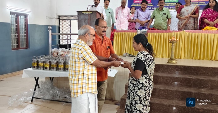 സ്നേഹത്തിന്റെ കൈത്താങ്ങായി ‘സുകൃതം’; ക്രിസ്തുമസ്–നവവത്സര ജീവകാരുണ്യ കൂട്ടായ്മ സംഘടിപ്പിച്ചു 2 1000359925