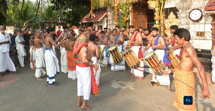 ഭക്തിയും കലാവൈഭവവും ഒരുമിച്ചുചേർന്ന മഹോത്സവം; തിരുവെങ്കിടാചലപതി ക്ഷേത്രത്തിൽ മകരചൊവ്വ മഹോത്സവം വർണ്ണാഭമായി 1 1000415006