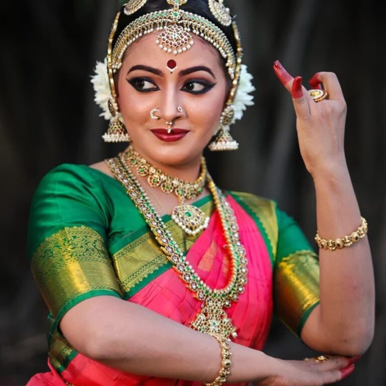 ഗുരുവായുരപ്പനു മുന്നിൽ ശ്രീശലഭയുടെ നൃത്താർപ്പണം ഇന്ന്