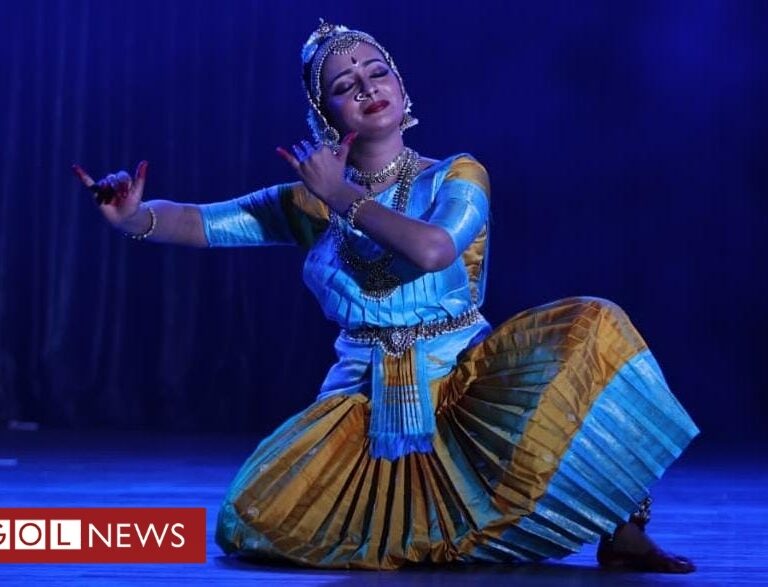 ശ്രീഗുരുവായുരപ്പനു നൃത്താർപ്പണം ചെയ്ത് ശ്രീശലഭ