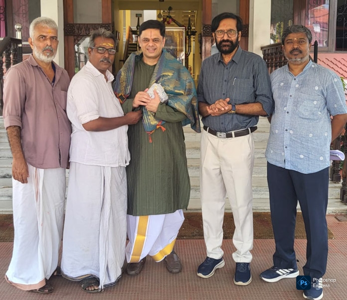 ഗുരുവായൂർ ക്ഷേത്രദർശനം നടത്തി കേന്ദ്ര സാഹിത്യ അക്കാദമി സെക്രട്ടറി 1 1001371476